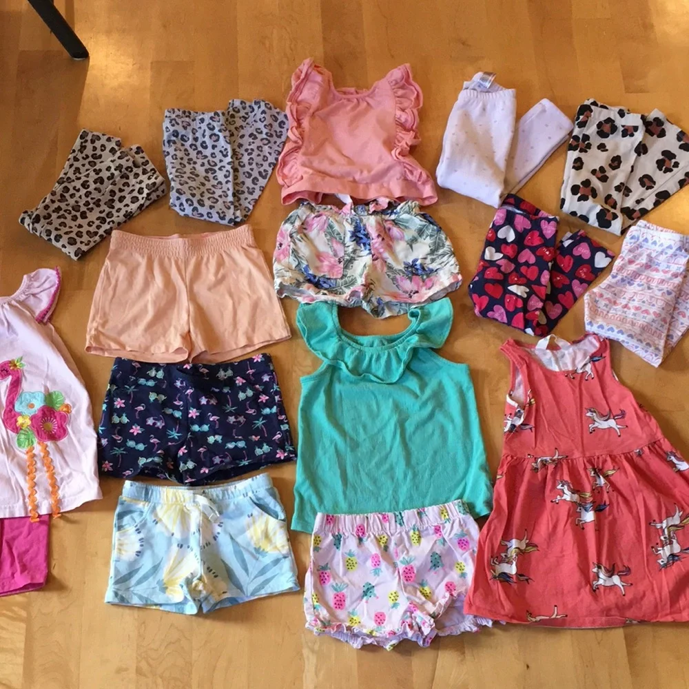 16 Piece Bundle Sizes: 4, 4T, 3/4T, 4/5, XS (4-5).